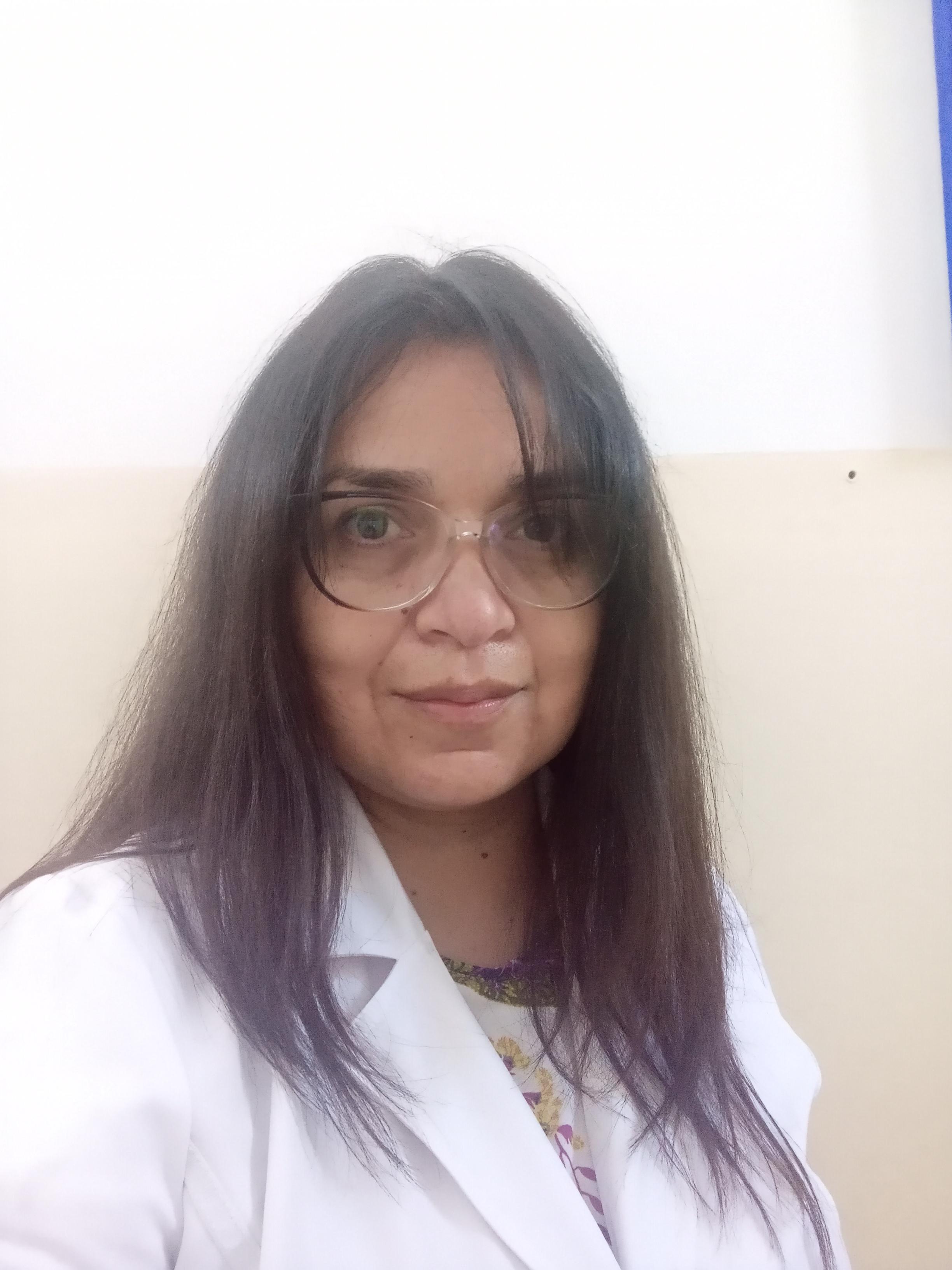 Dr. Ana Cofre
